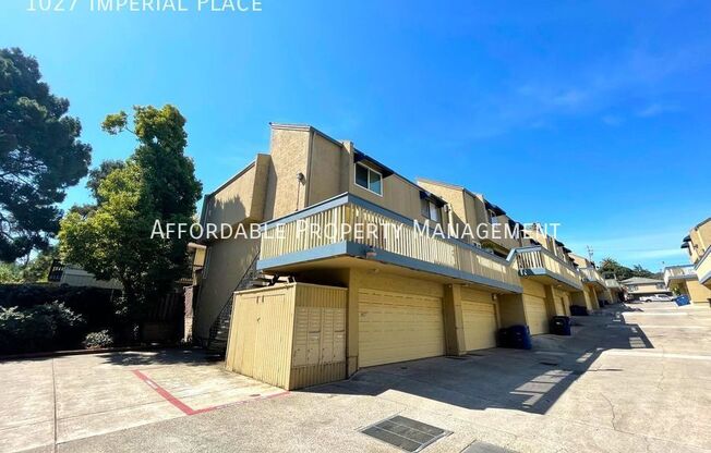 1027 IMPERIAL PL