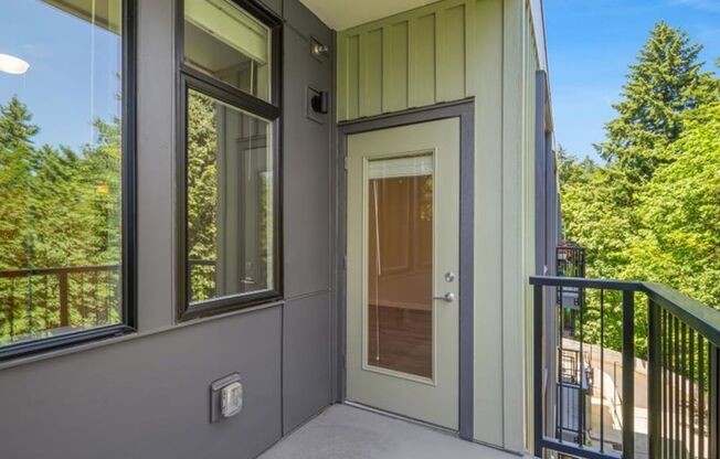 2 beds, 2 baths, 1,021 sqft, $2,495, Unit 401