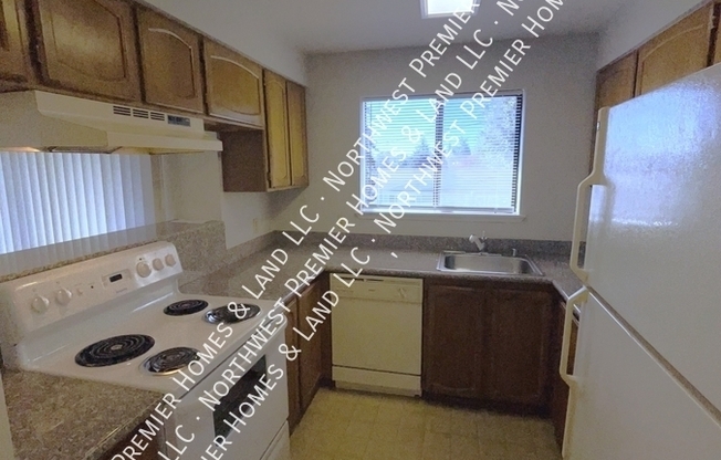 114 NW 3 PL