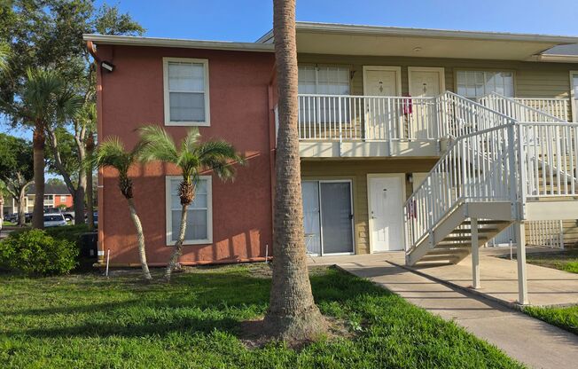 One Bed - One Bath - Water Front - First Floor