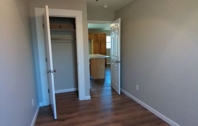 3 beds, 2 baths, $1,500