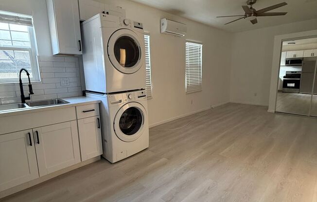 3215 W 18th