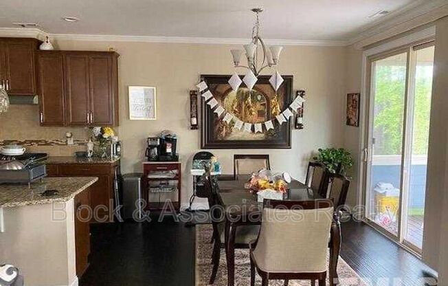 134 ALAMOSA PL