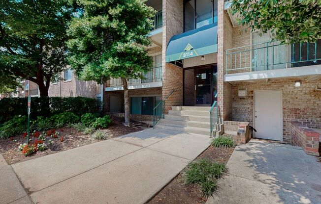 2 beds, 1 bath, 857 sqft, $1,770, Unit 8116-303