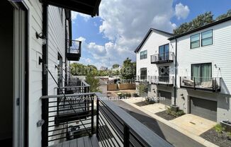 3 beds, 2.5 baths, 1,634 sqft, $2,899, Unit 19