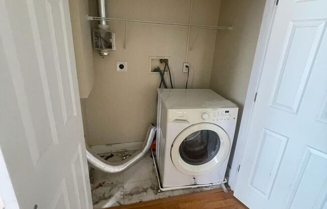 2 beds, 2 baths, 1,090 sqft, $2,150, Unit 705