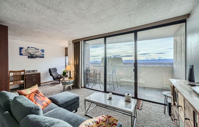 1 bed, 1 bath, $2,995, Unit # 36N