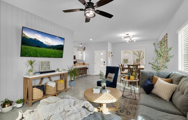 Beautiful 3 bedroom home in a gated community in North Las Vegas!