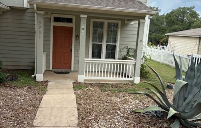 2 Bed 1.5 Bath Duplex in Plum Creek
