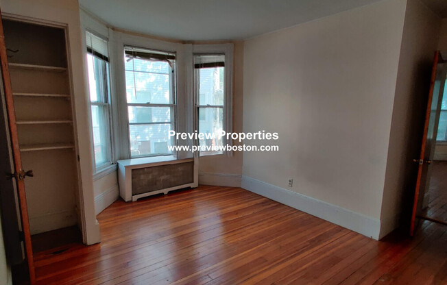 381 Harvard St.