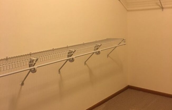 1 bed, 2 baths, $1,600, Unit 871-207