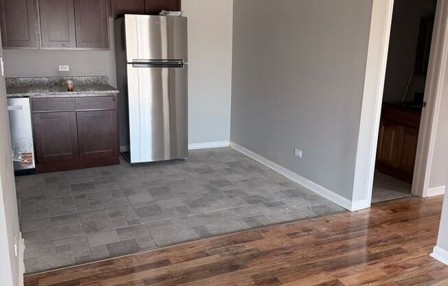 2 beds, 1 bath, 865 sqft, $1,925, Unit Building 9-2C