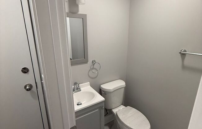 2 beds, 1.5 baths, $2,700, Unit 312