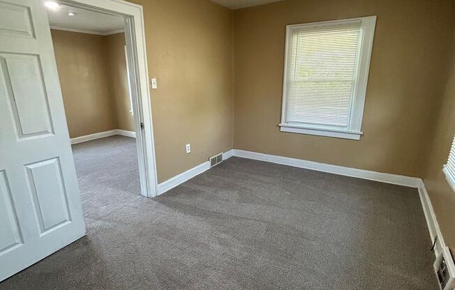 Coming Soon!! 2 Bed 1 Bath House!! $1063.00