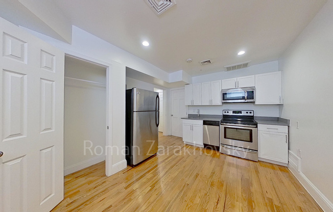 14 BRAINERD RD