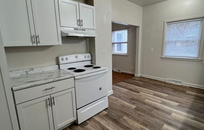 3 beds, 1 bath, $1,350