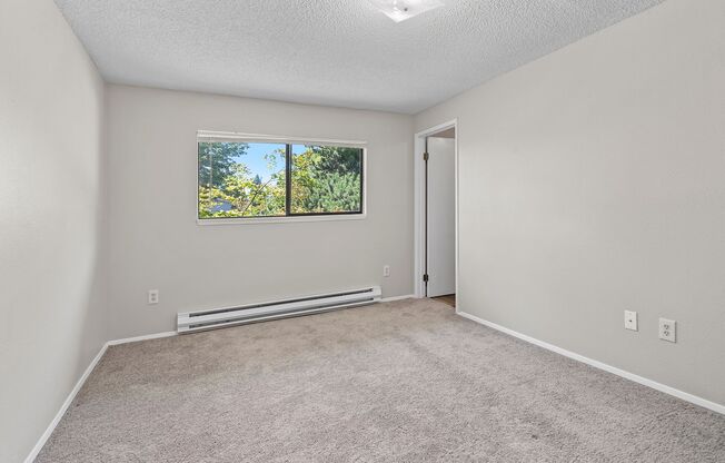2 beds, 1.5 baths, 960 sqft, $1,395, Unit 12