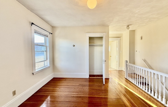 1 bed, 1 bath, 600 sqft, $2,080, Unit 19A