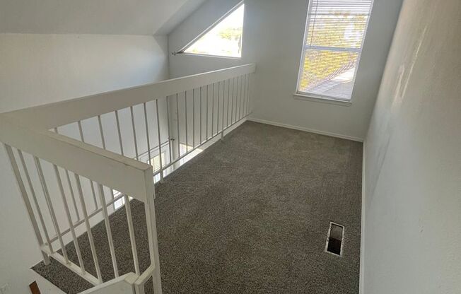 1 bed, 1 bath, $850, Unit # G 208