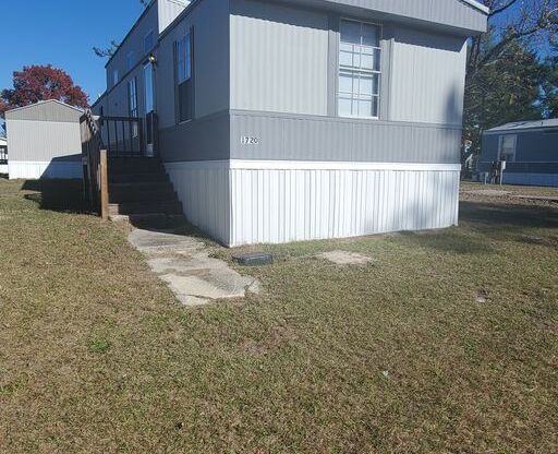 2 beds, 1 bath, $1,025