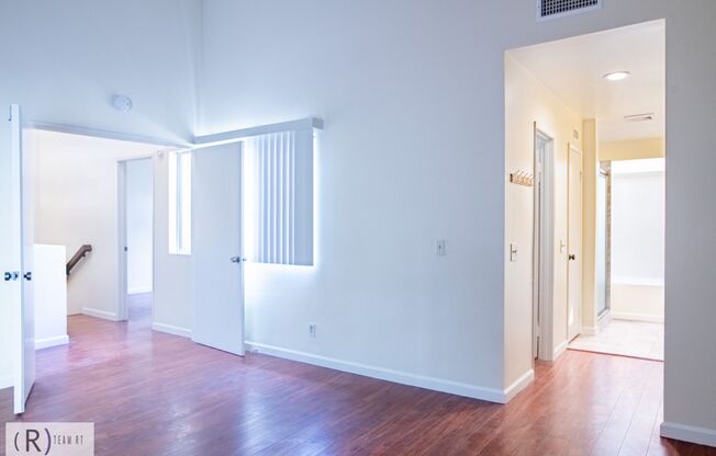 3 beds, 3 baths, $3,500