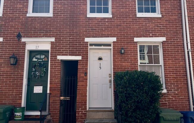 Charming 2Bed/1Bath Townhome in Federal Hill