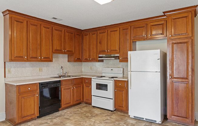 2 beds, 1.5 baths, $1,250