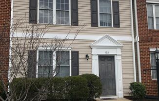 102 Colter Dr