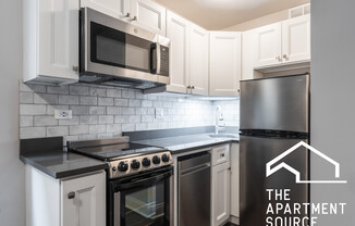 640 W WRIGHTWOOD AVE