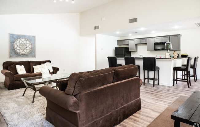 Living Room With Kitchen View at Summit Ridge Apartments, Temple, TX