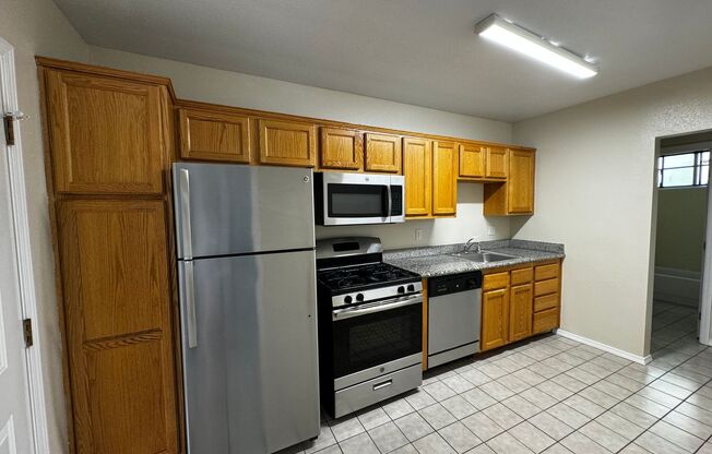 2 beds, 1 bath, 500 sqft, $2,295, Unit 1125-4