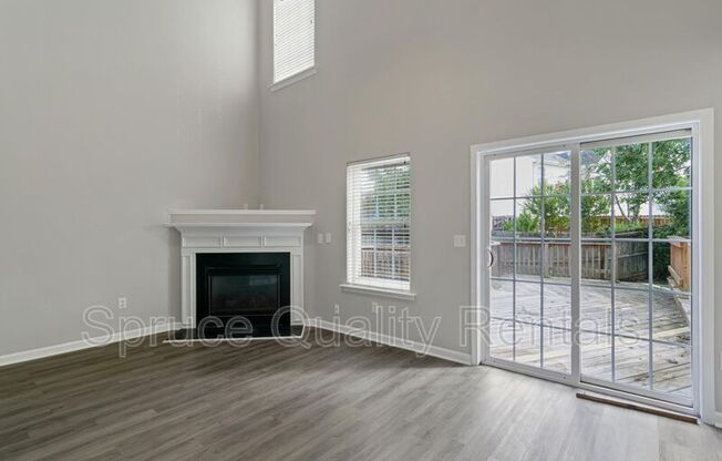 3 KINGFISHER WAY