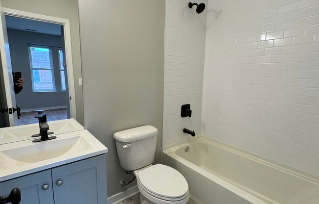 1 bed, 1 bath, $1,695, Unit 102