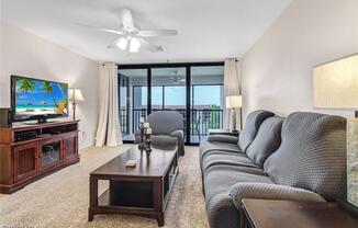 4140 Steamboat BEND E