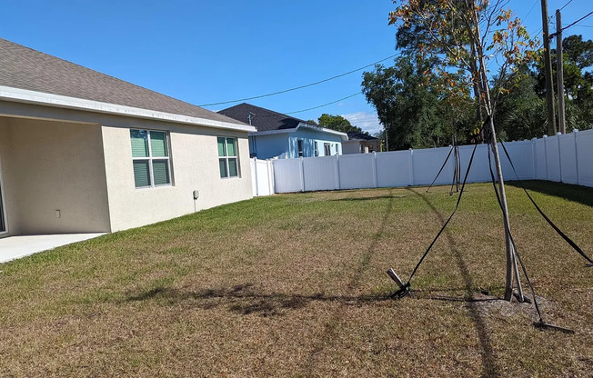 SPACIOUS 4 BEDROOM, 2 BATH HOME, CONVENIENTLY LOCATED