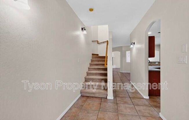 7124 GLYNDON TRL NW