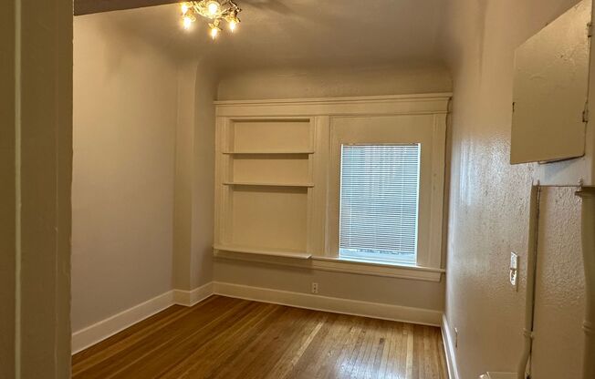 Studio, 1 bath, 265 sqft, $895, Unit 102