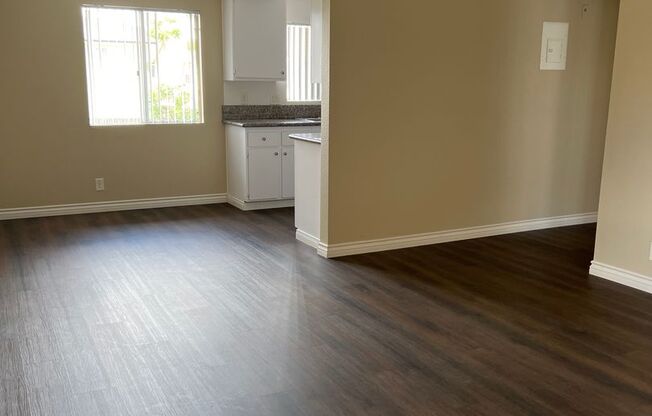 2 beds, 1 bath, 750 sqft, $2,100, Unit 25