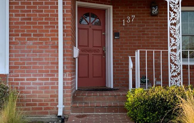 Coming soon! Spacious 4br / 2ba with bonus room!