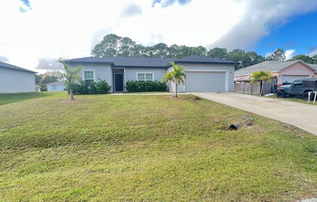 Immaculate 3-Bedroom, 2-Bathroom Home in Palm Bay