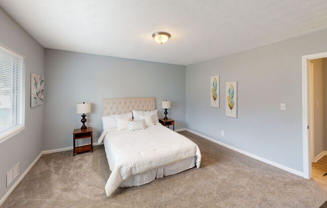 2 beds, 1.5 baths, 1,114 sqft, $1,273, Unit O-01