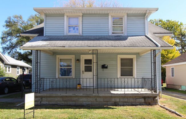210 S Nichols Ave