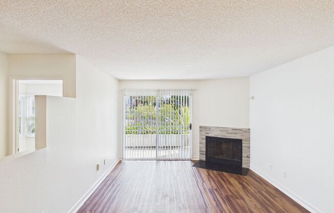 Available Apartment in North Park