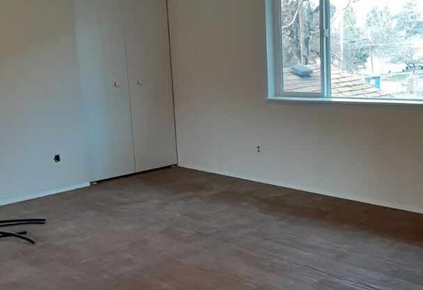 5019-1g - 3361 Camp Joy Rd.