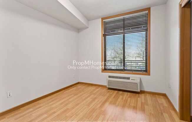 1 bed, 1 bath, $1,449, Unit 287 NE 3rd Street - 206