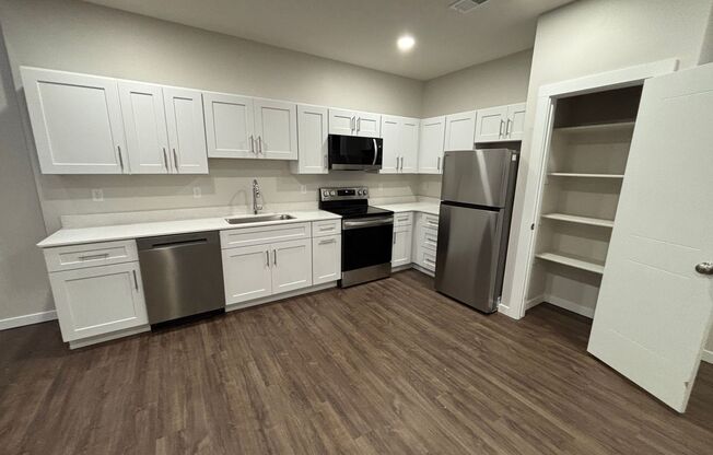 1 bed, 1.5 baths, 941 sqft, $1,595, Unit 218 - L941 LOFT