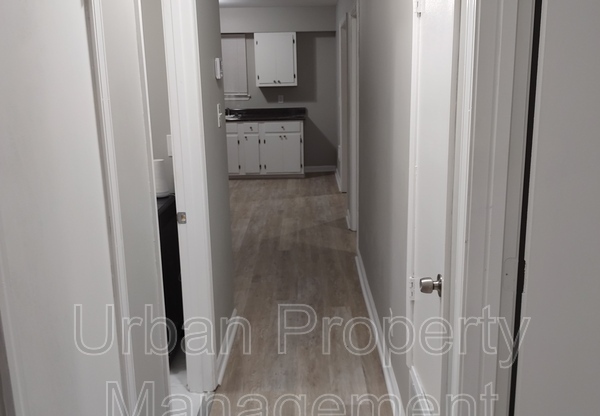 307 S PKWY