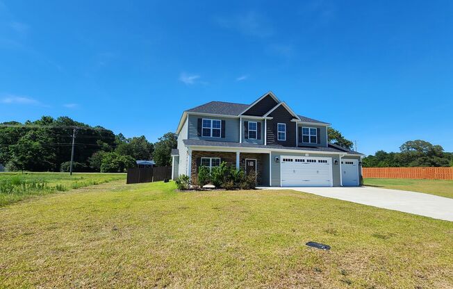 4 Bed 2.5 Bath Home in Grays Creek!