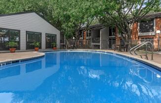 Hillcrest Village - Apartments in Alvin, TX