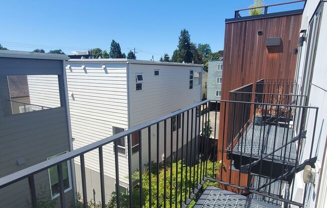 Studio, 1 bath, 656 sqft, $1,850, Unit 307